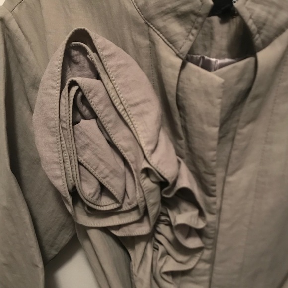 Trendy Jacket!! - Picture 4 of 4